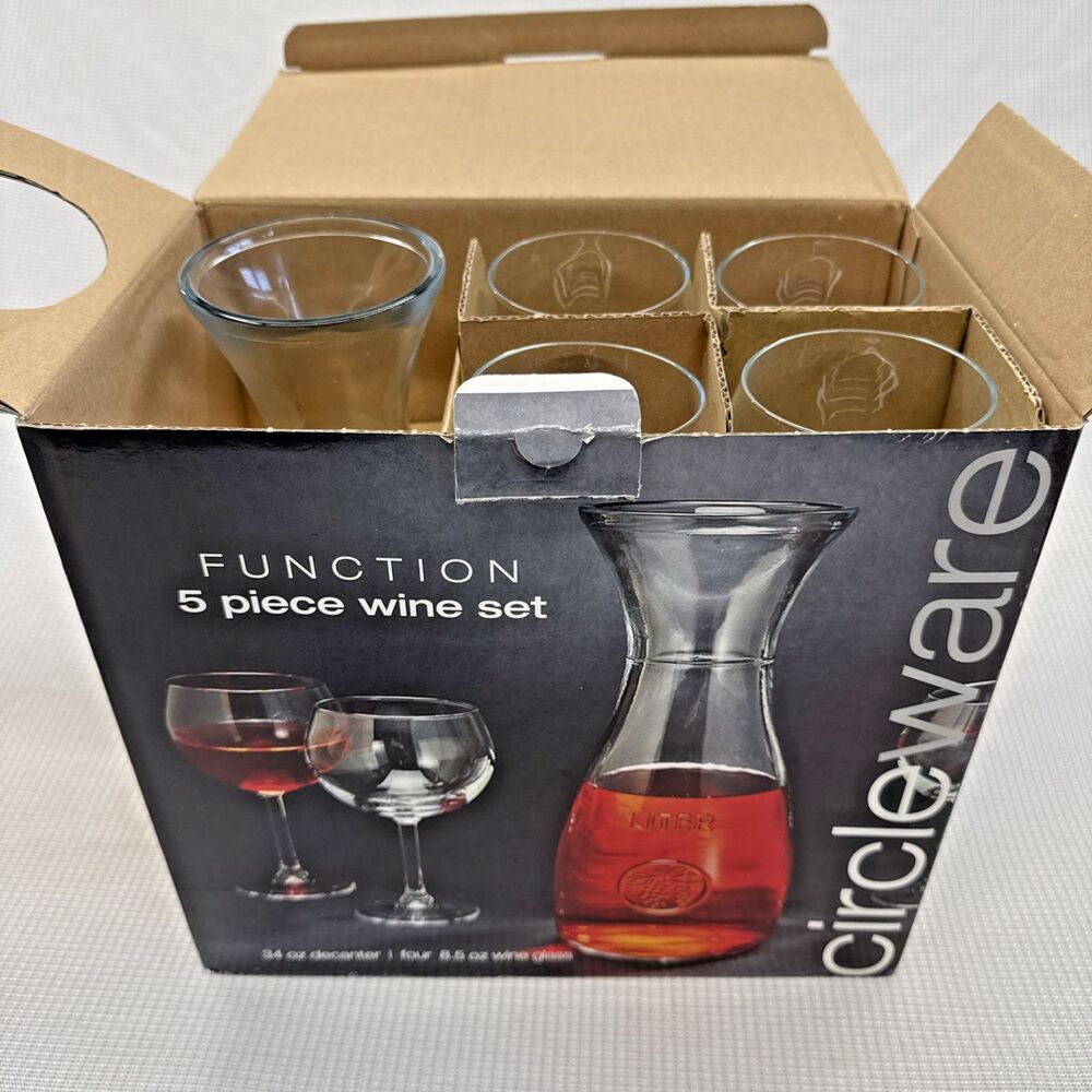 Vintage Circleware 5 piece Wine Set - Wine Decanter and 4 Glass Set - EUC